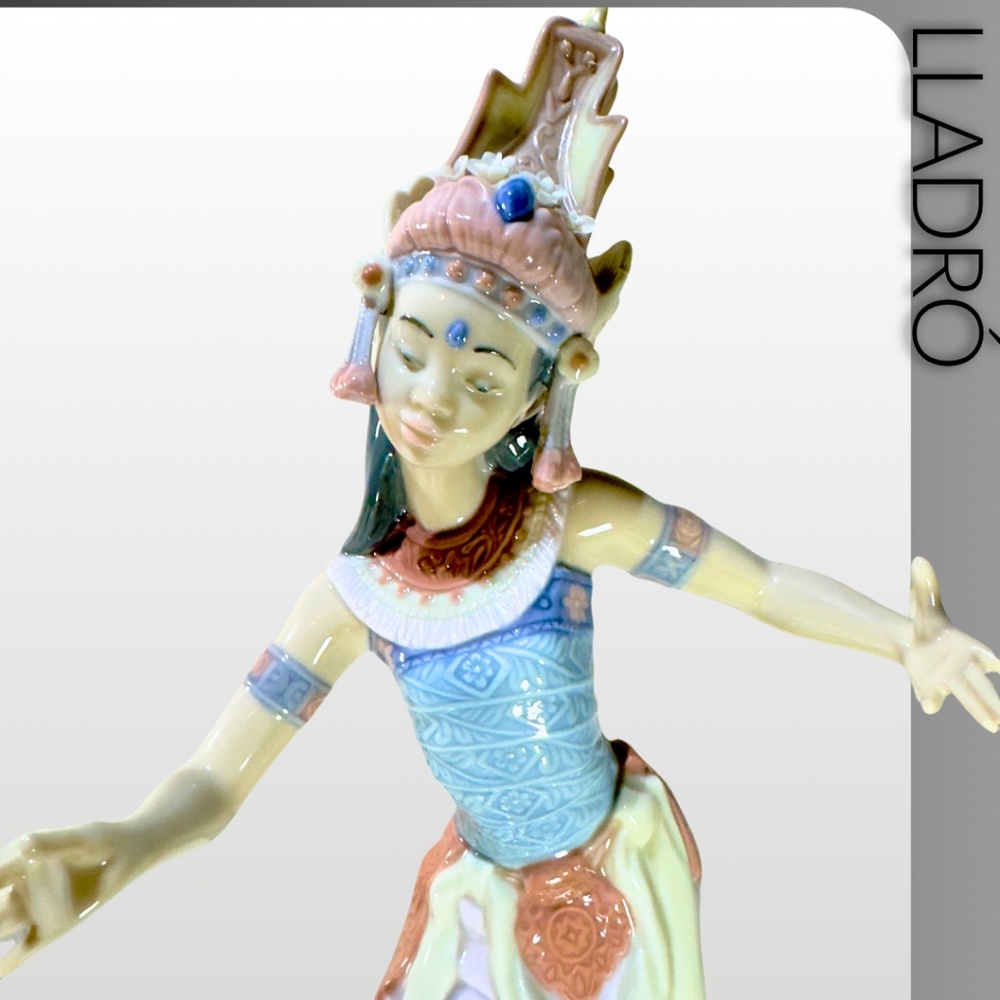 LLADRÓ Bali Dancer Porcelain Figurine - Picture 9 of 14